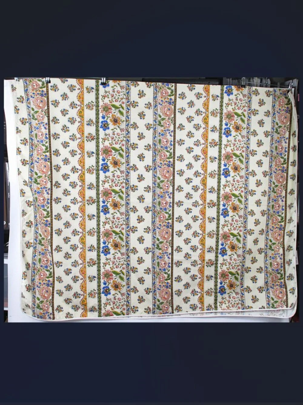 FLORAL BORDERED TABLECLOTH